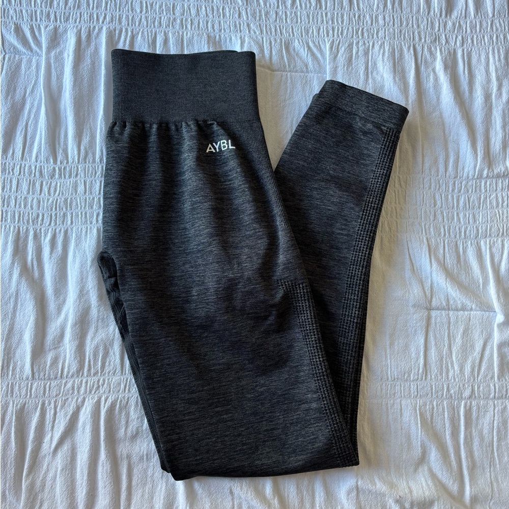 Aybl leggings, size large